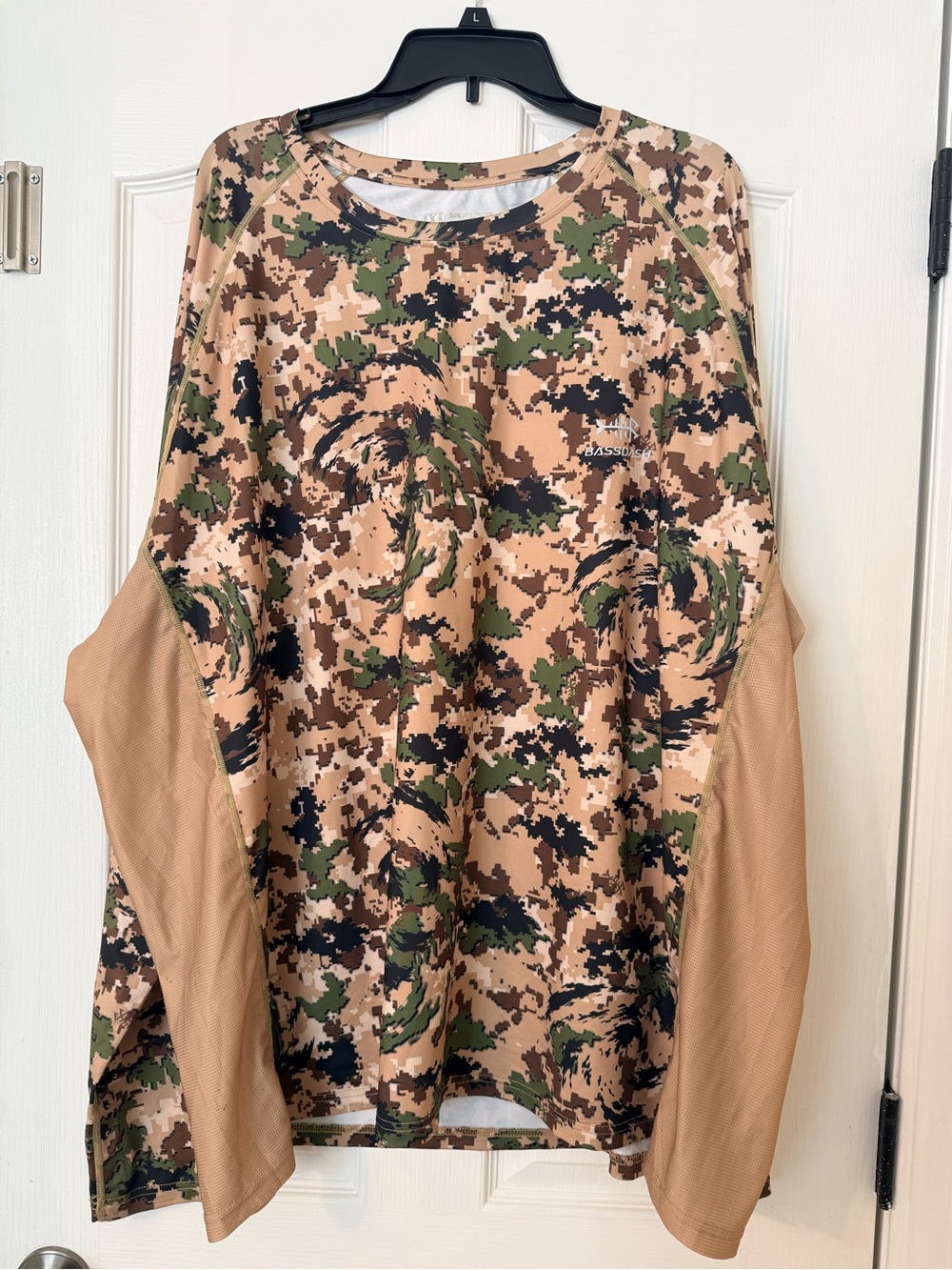 Bassdash Camouflage Long Sleeve Performance Tee Shirt Hunting Fishing UV 4XL Men